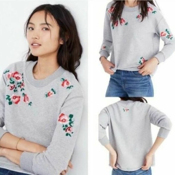 Madewell Sweaters - Madewell embroidered flower sweatshirt